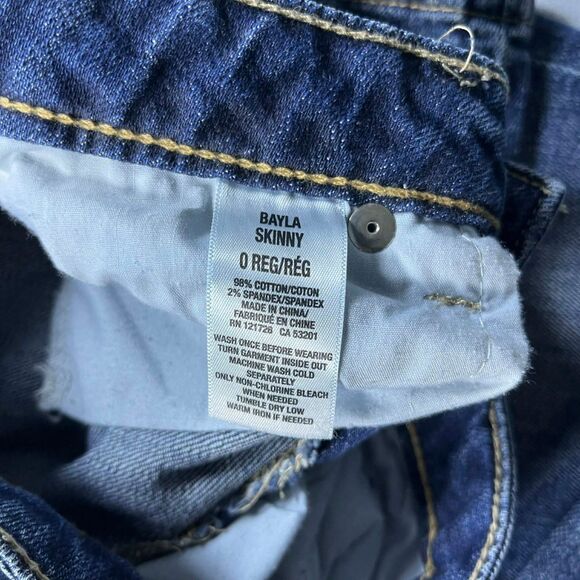 SOLD PENDING DELETION - Picture 4 of 9